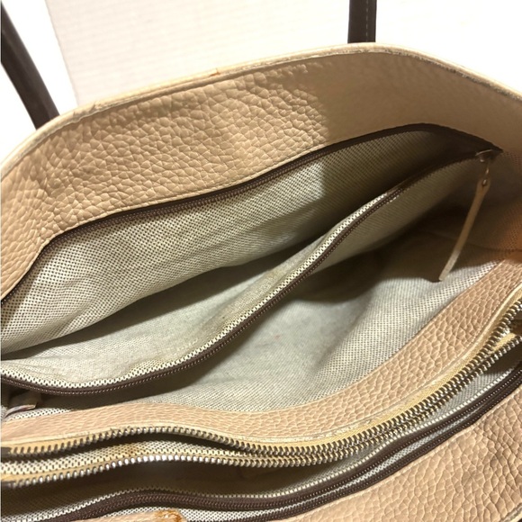 Dooney bourke Elegant Tan Leather Tote Bag - Picture 9 of 13
